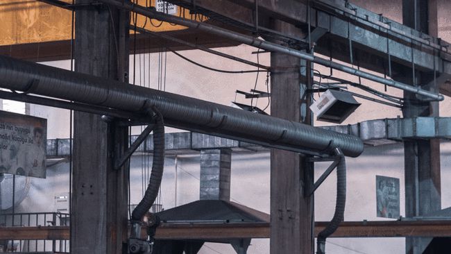 什么是防腐蝕除濕機(jī)，化工廠使用防腐蝕除濕機(jī)有用嗎